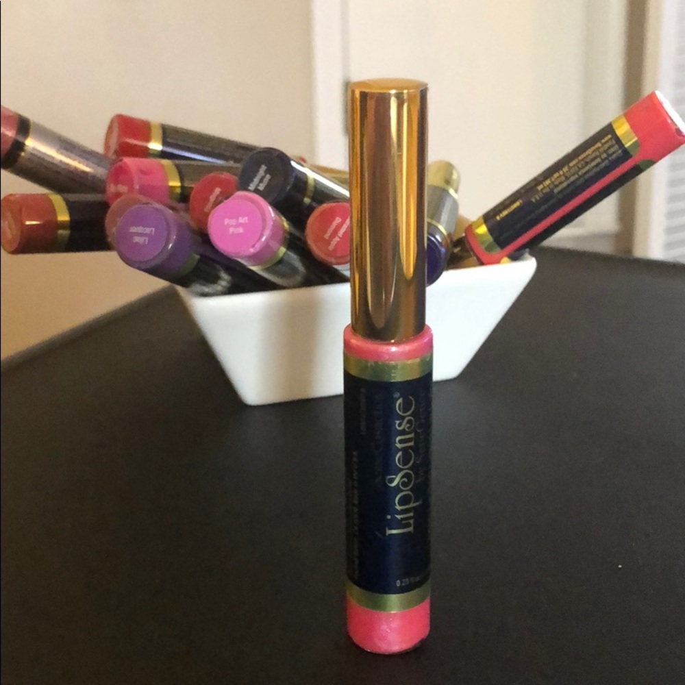 LipSense. Long lasting Liquid Lip Color